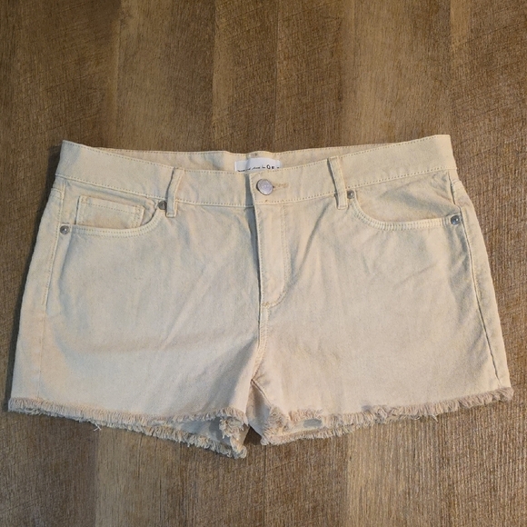 Loft- Women's Tan Denim Shorts. Size 10! - Picture 1 of 6
